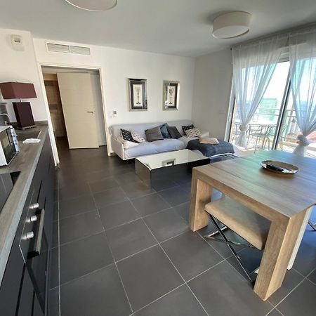 Close To Montecarlo, Monaco Sea Side, Private Parking Apartment Бюсолей Екстериор снимка