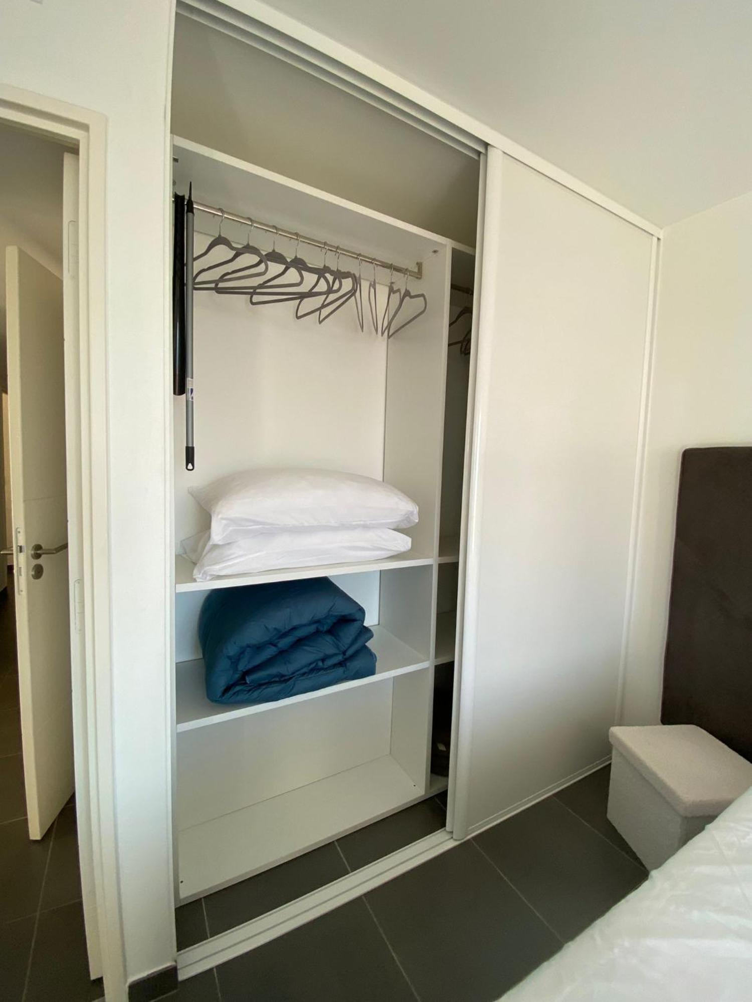 Close To Montecarlo, Monaco Sea Side, Private Parking Apartment Бюсолей Екстериор снимка